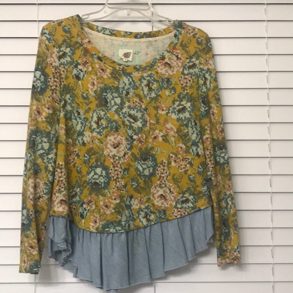 Mix material Anthropologie sweater- size SMALL P